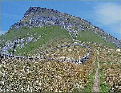 Wonderful Walk Up Pen y Ghent